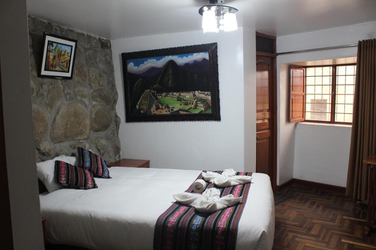 Hostal Turistico Illapa Cusco 119 Albergue